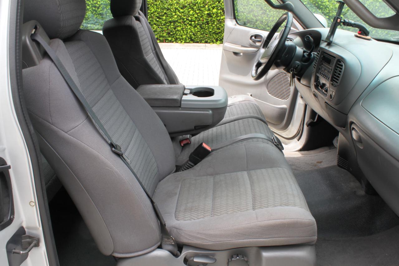 Ford F-150 XL SuperCab Flareside 2WD 2002