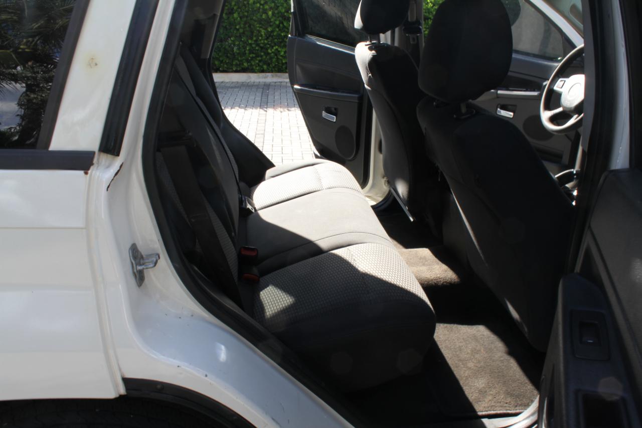 Jeep Grand Cherokee Laredo 2WD 2009