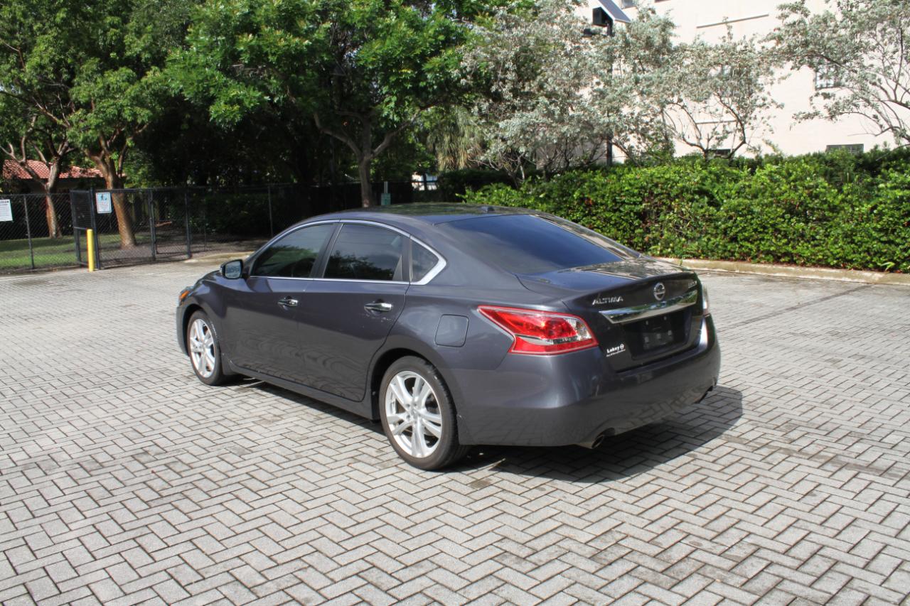 Nissan Altima 3.5 SL 2013