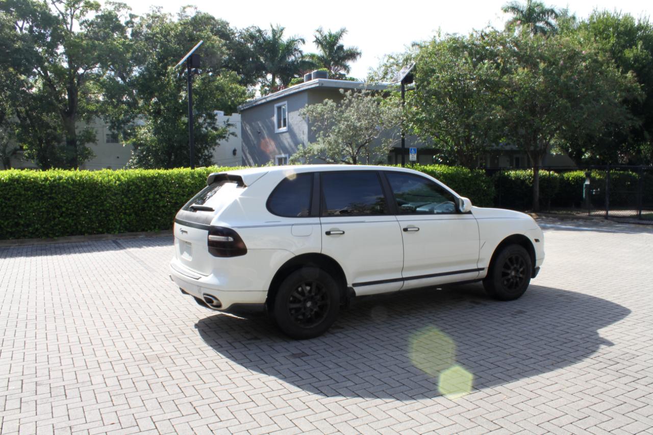 Porsche Cayenne Base 2008
