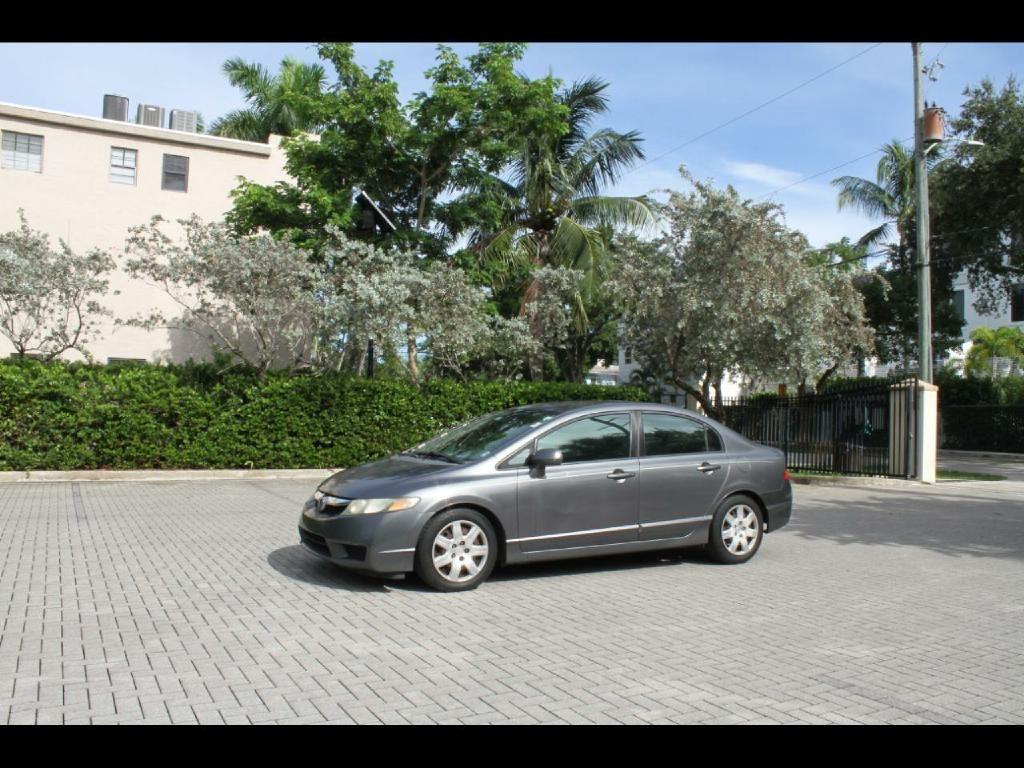 Gray 2009 Honda Civic Sedan Front-Wheel Drive Automatic