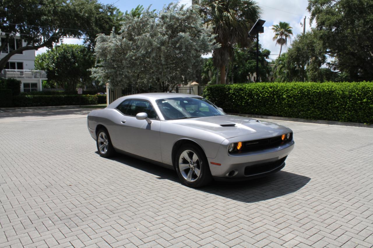 Dodge Challenger SXT 2016