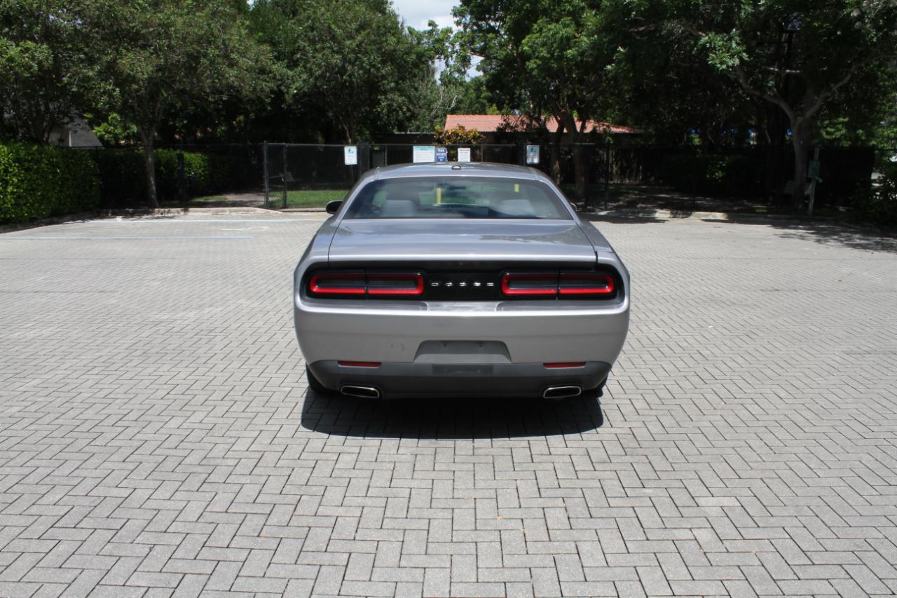 Dodge Challenger SXT 2016