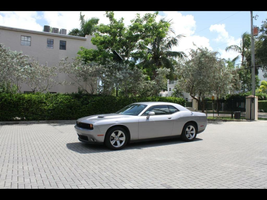 2016 Dodge Challenger SXT