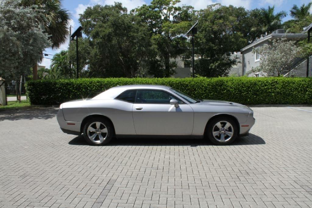 Dodge Challenger SXT 2016