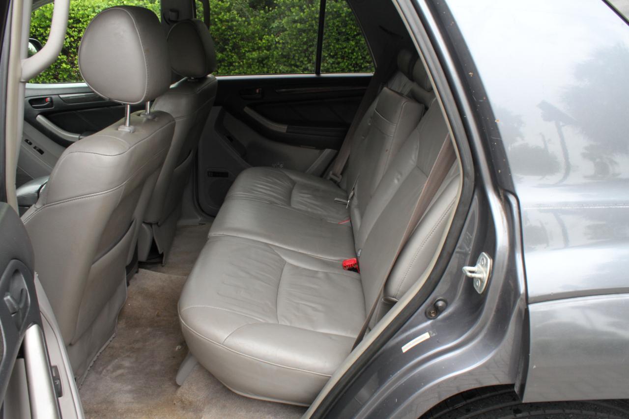 Toyota 4Runner Limited 4WD 2004