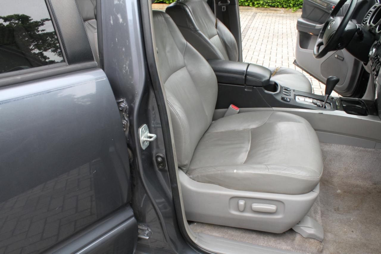 Toyota 4Runner Limited 4WD 2004