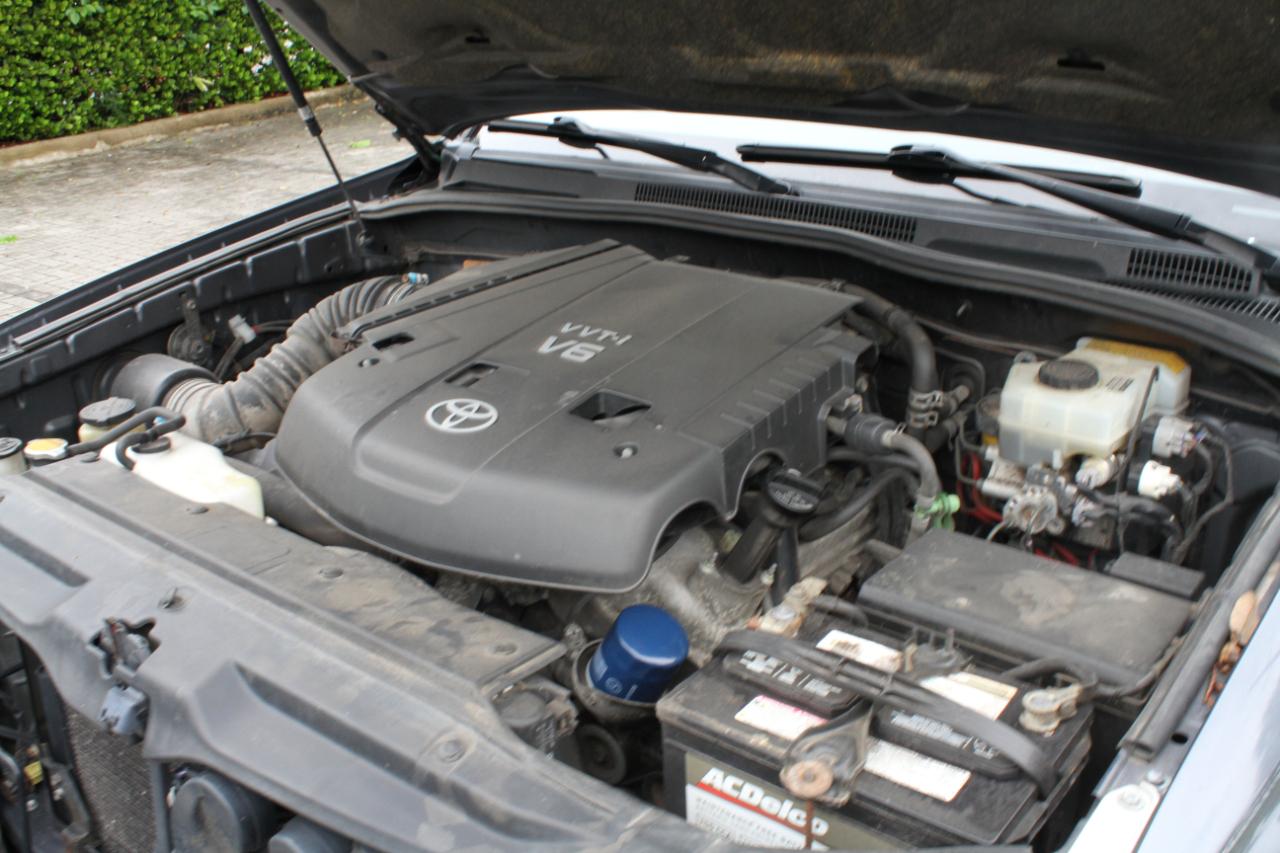 Toyota 4Runner Limited 4WD 2004