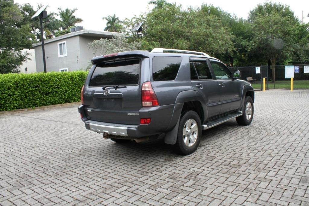 Toyota 4Runner Limited 4WD 2004