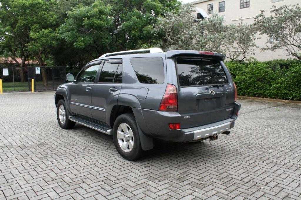 Toyota 4Runner Limited 4WD 2004