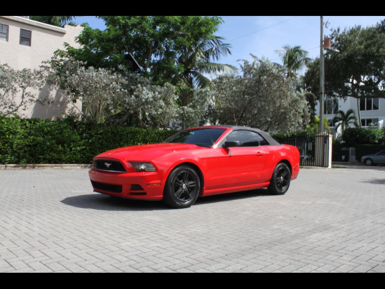 2014 Ford Mustang V6 Convertible