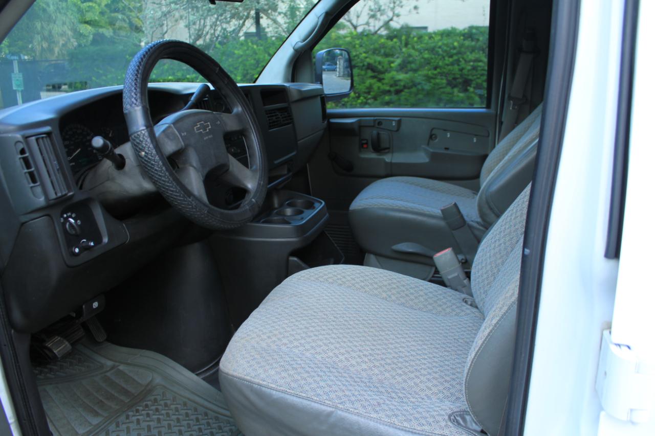 Chevrolet Express 2500 Cargo 2005