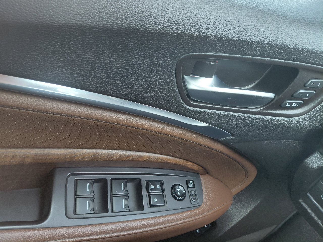 Acura MDX SH-AWD 9-Spd AT w/Tech Package 2020