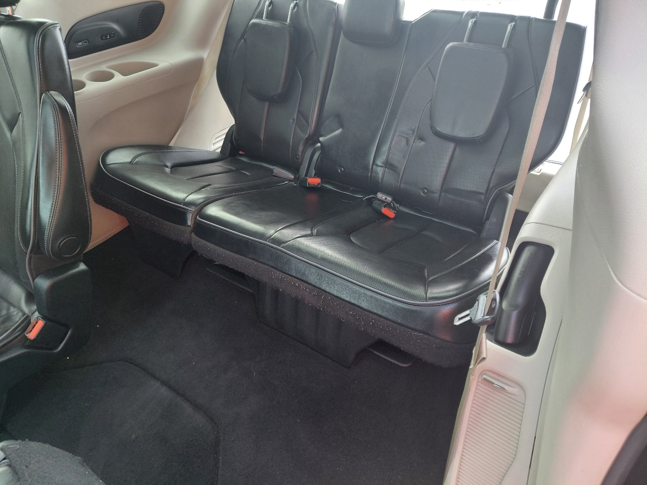 Chrysler Pacifica Limited 2020