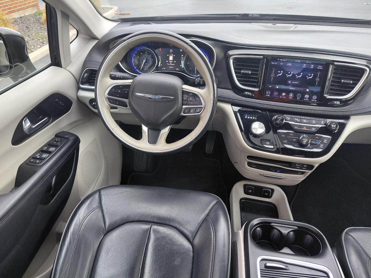 Chrysler Pacifica Limited 2020