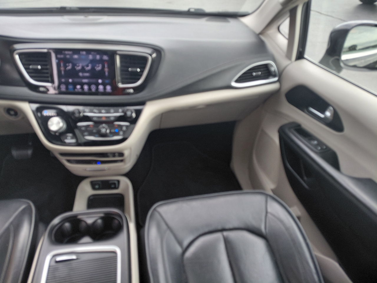 Chrysler Pacifica Limited 2020