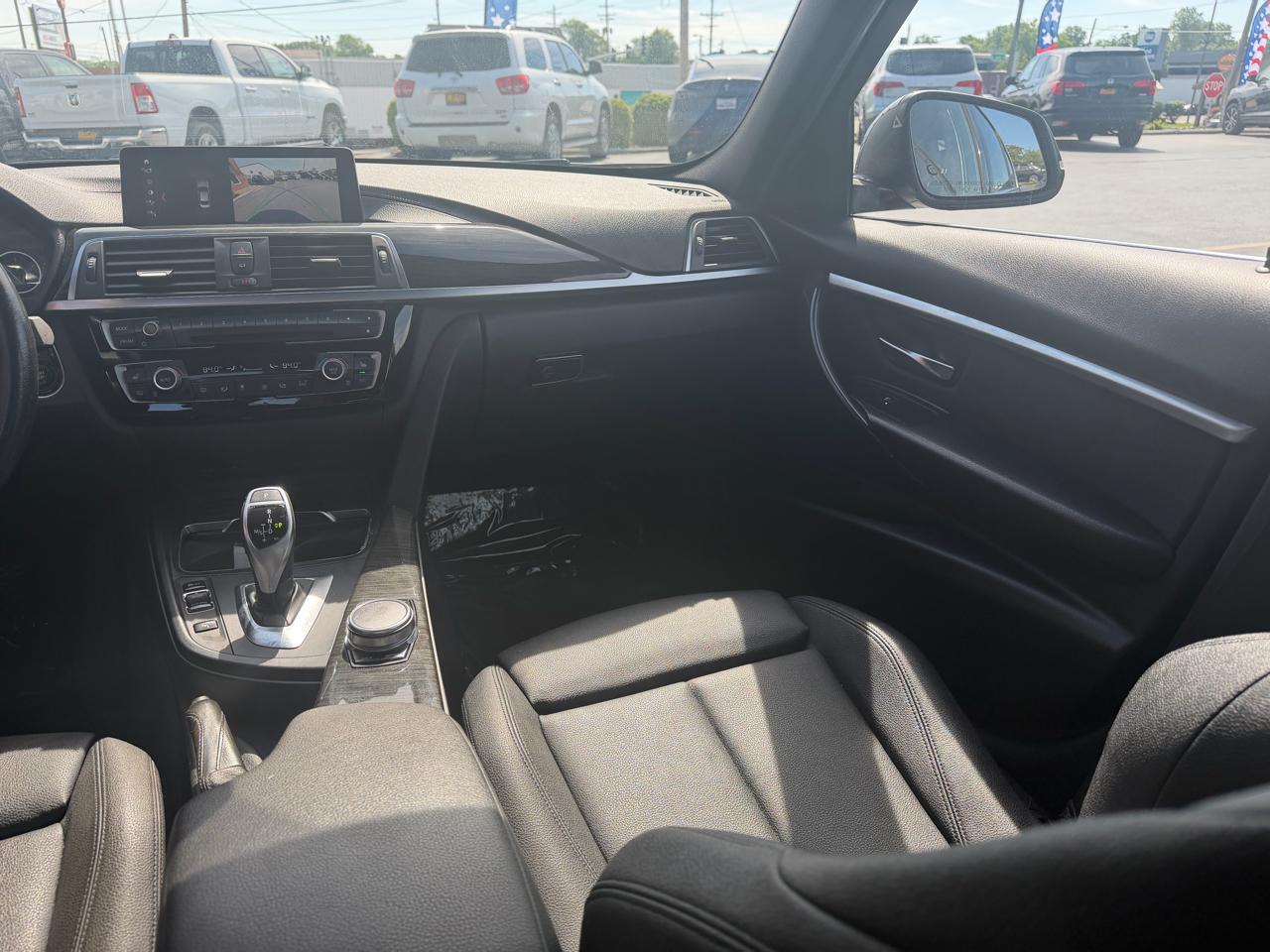 BMW 3-Series 330i xDrive 2018