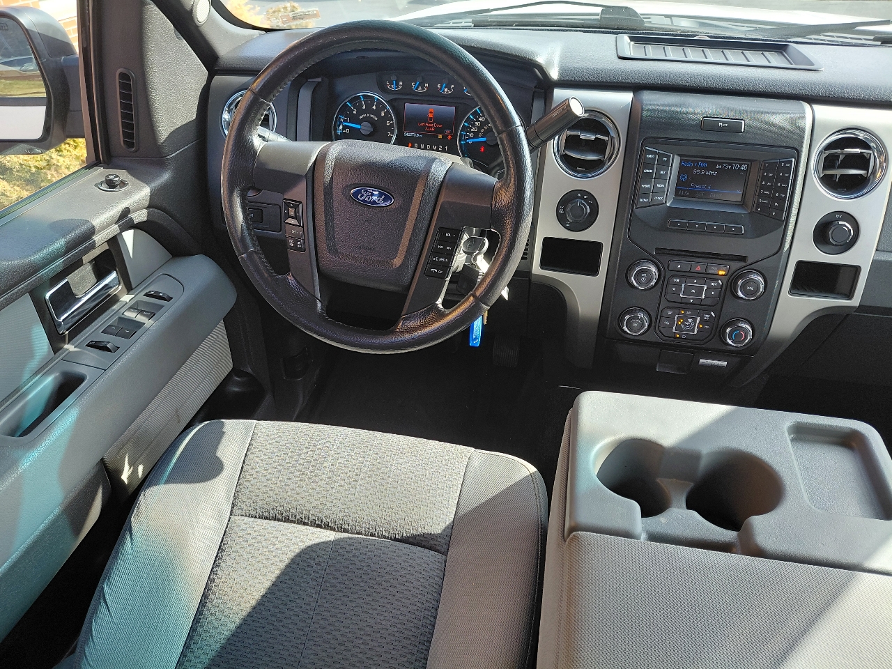 Ford F-150 XLT SuperCrew 4WD 2014