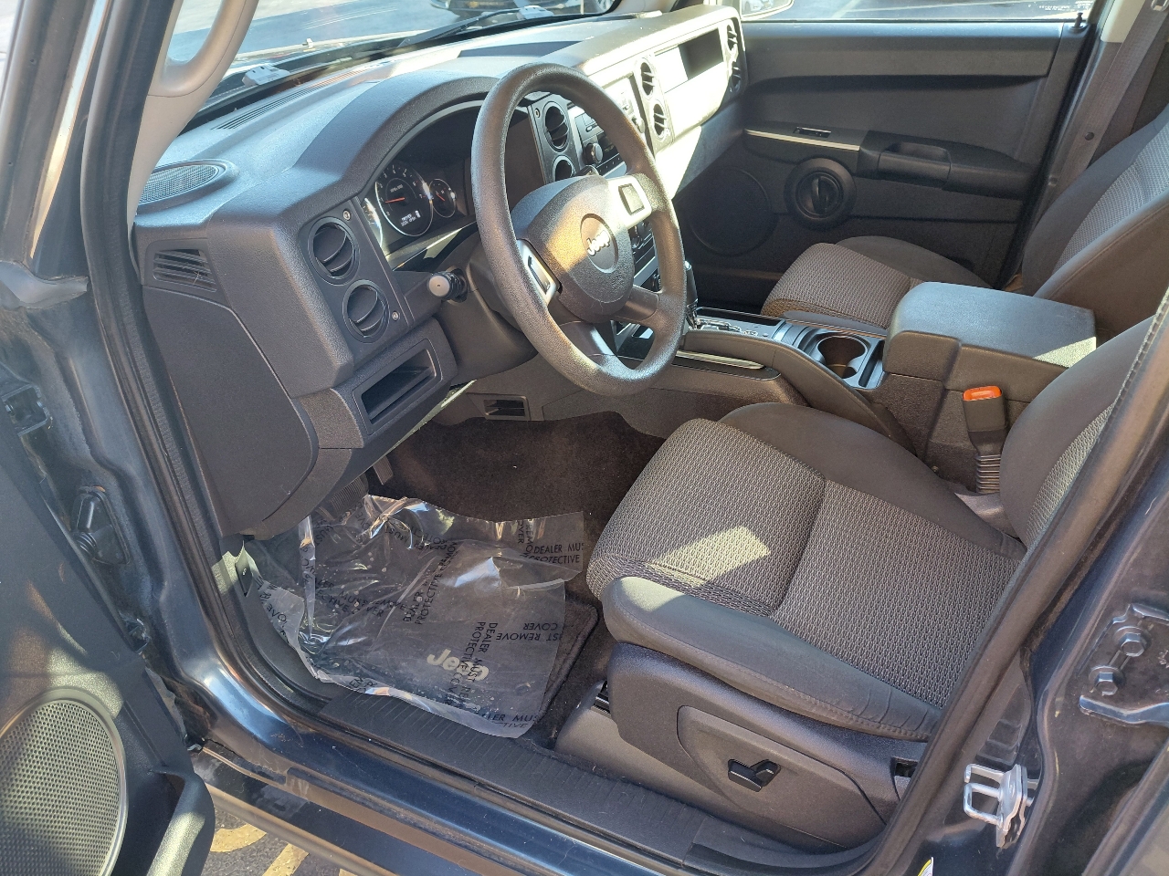 Jeep Commander Sport 4WD 2008