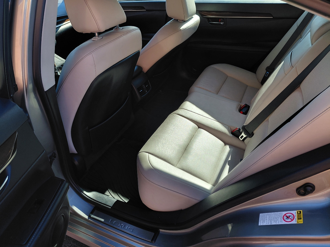 Lexus ES 350 Sedan 2015