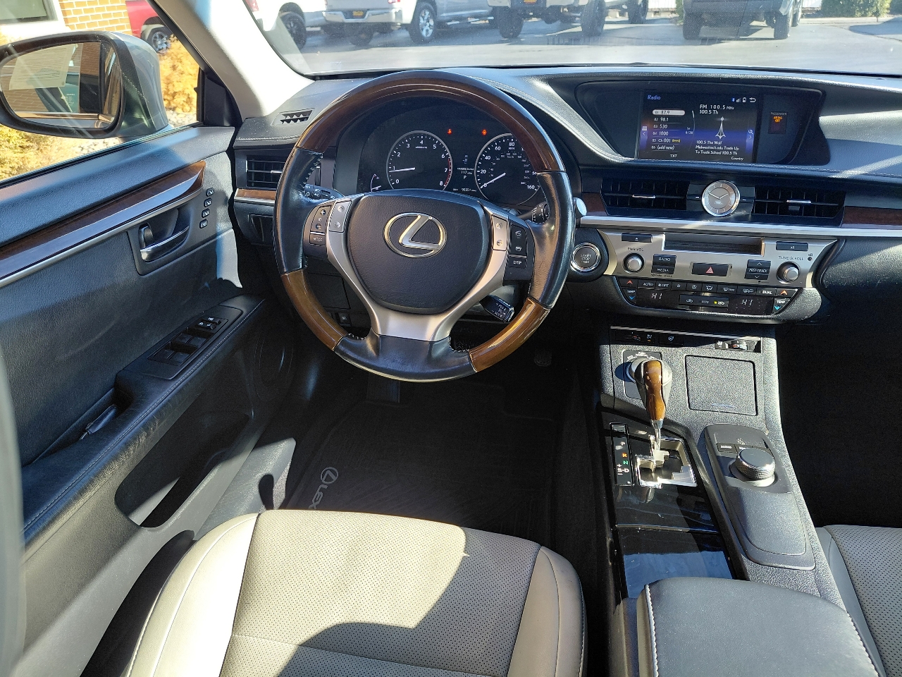 Lexus ES 350 Sedan 2015