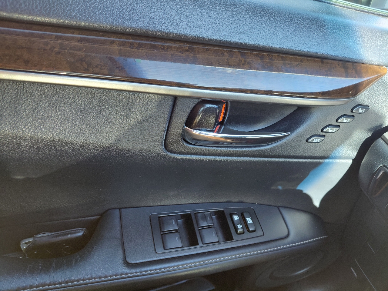 Lexus ES 350 Sedan 2015