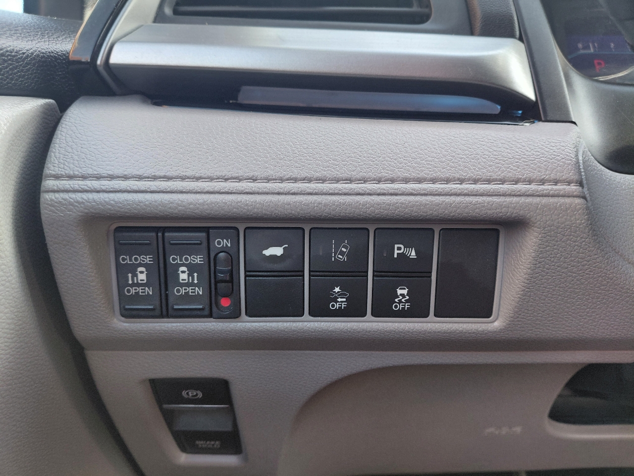 Honda Odyssey Elite 2019