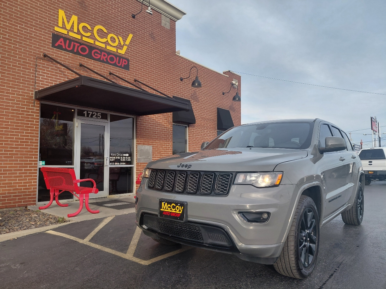 2019 Jeep Grand Cherokee Laredo 4WD