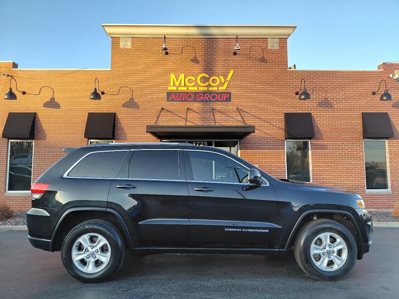 Jeep Grand Cherokee Laredo 4WD 2016