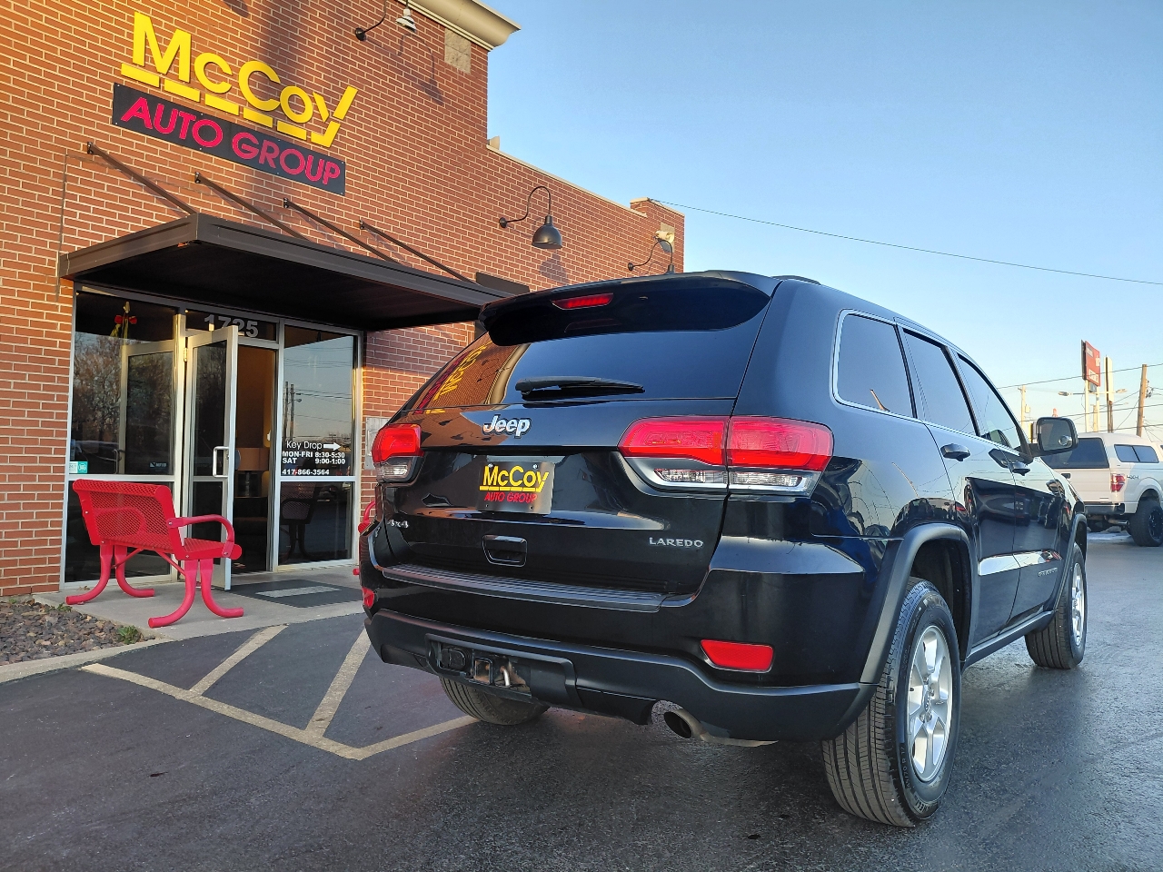 Jeep Grand Cherokee Laredo 4WD 2016