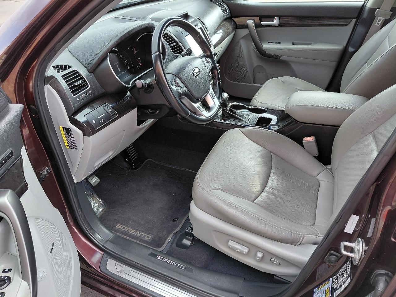 Kia Sorento SX V6 FWD 2014