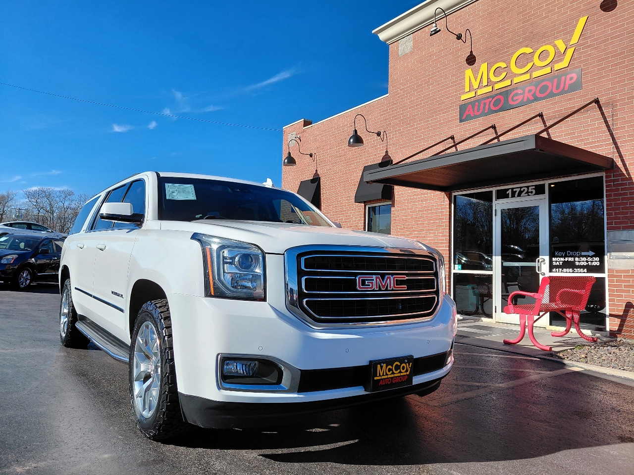 GMC Yukon XL SLT 2WD 2017