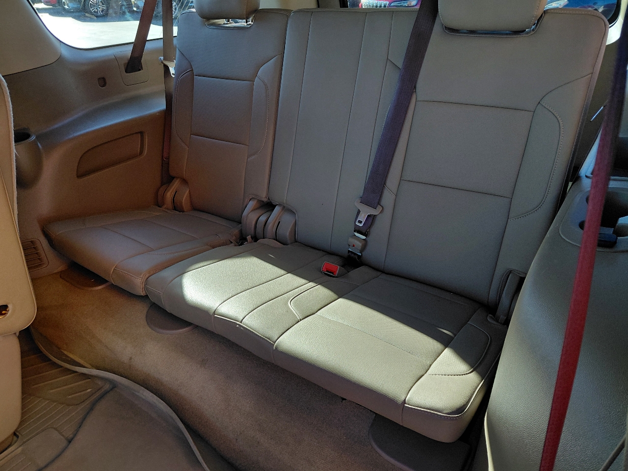 GMC Yukon XL SLT 2WD 2017