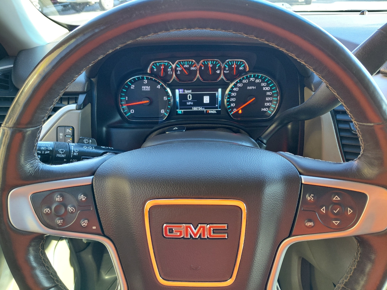 GMC Yukon XL SLT 2WD 2017