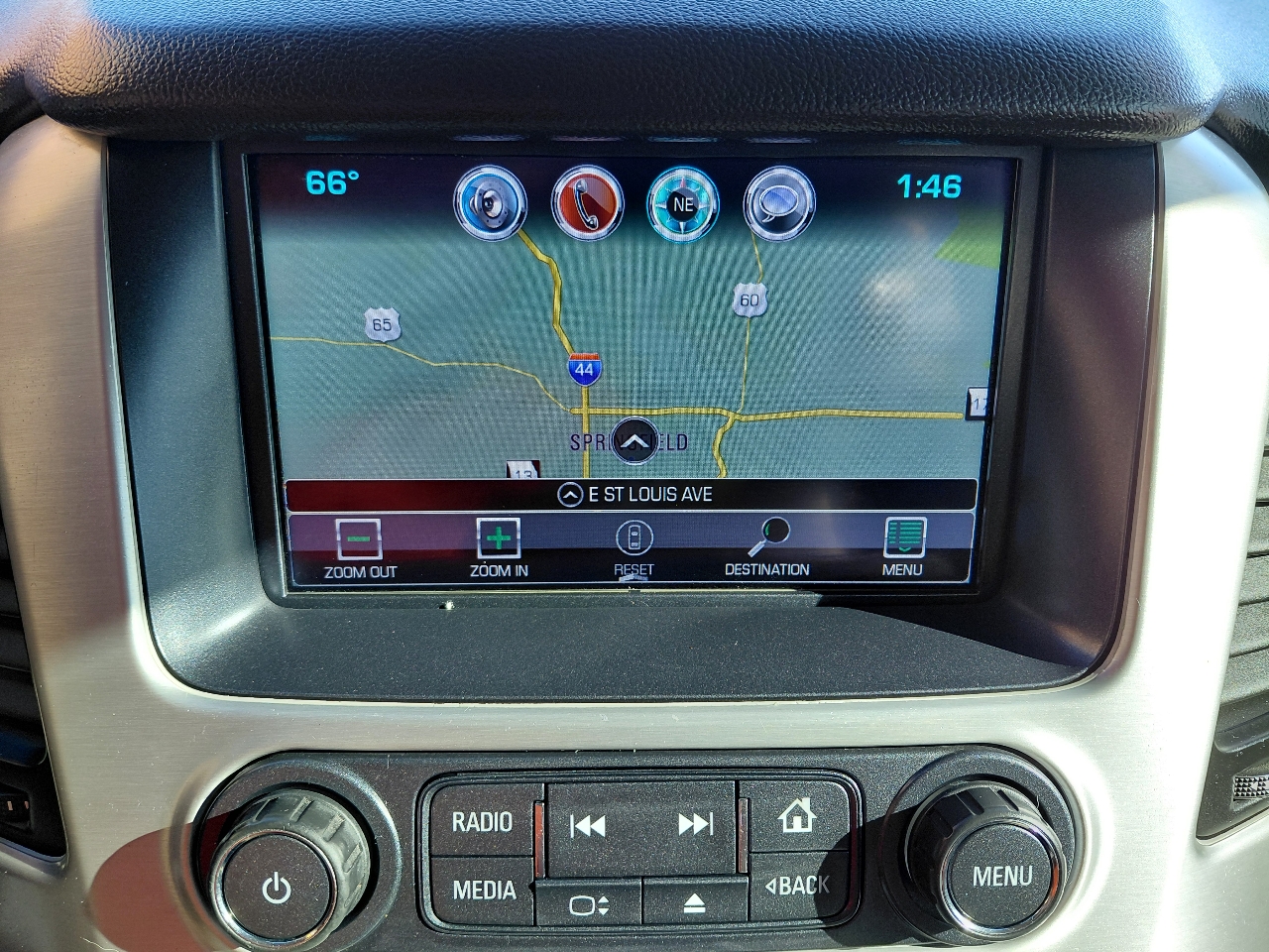 GMC Yukon XL SLT 2WD 2017