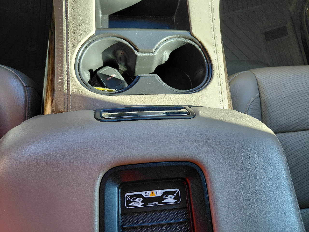 GMC Yukon XL SLT 2WD 2017