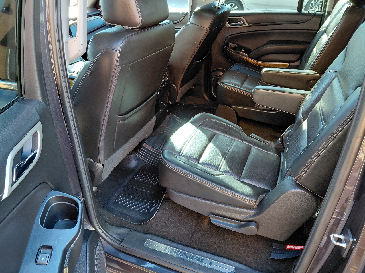 GMC Yukon XL Denali 4WD 2017