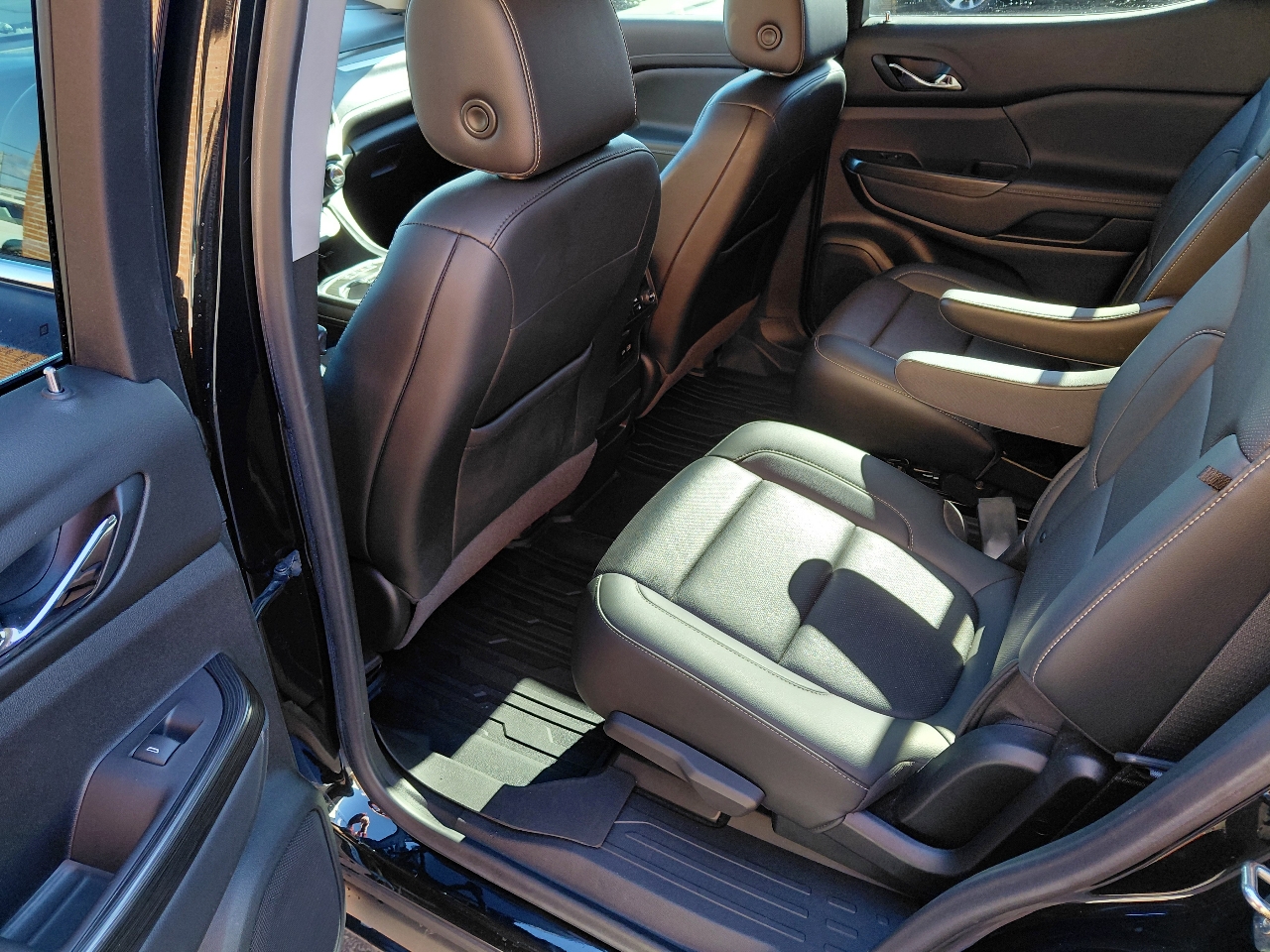 GMC Acadia Denali AWD 2021