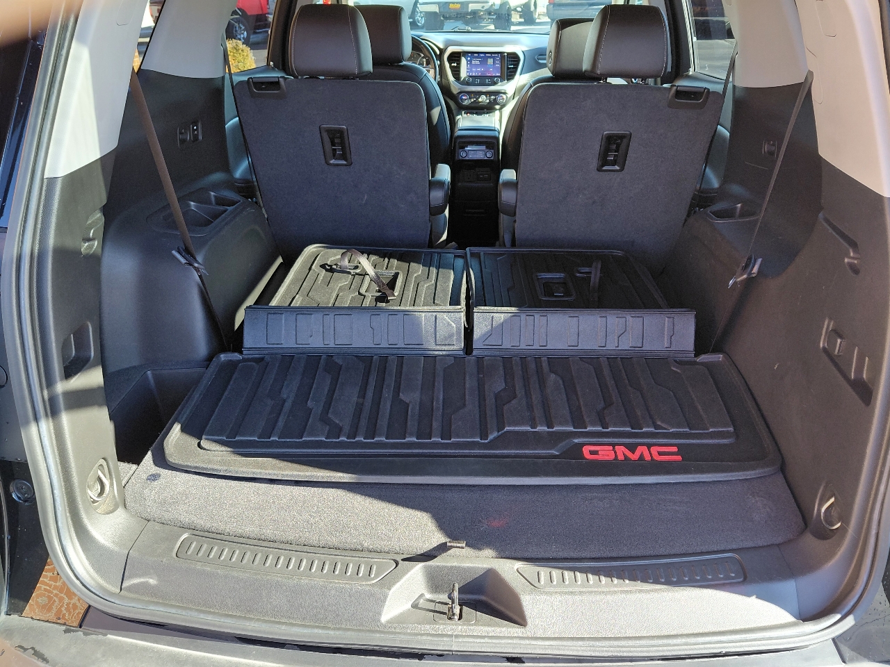 GMC Acadia Denali AWD 2021