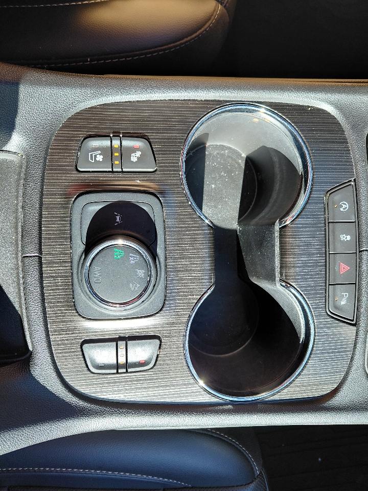 GMC Acadia Denali AWD 2021