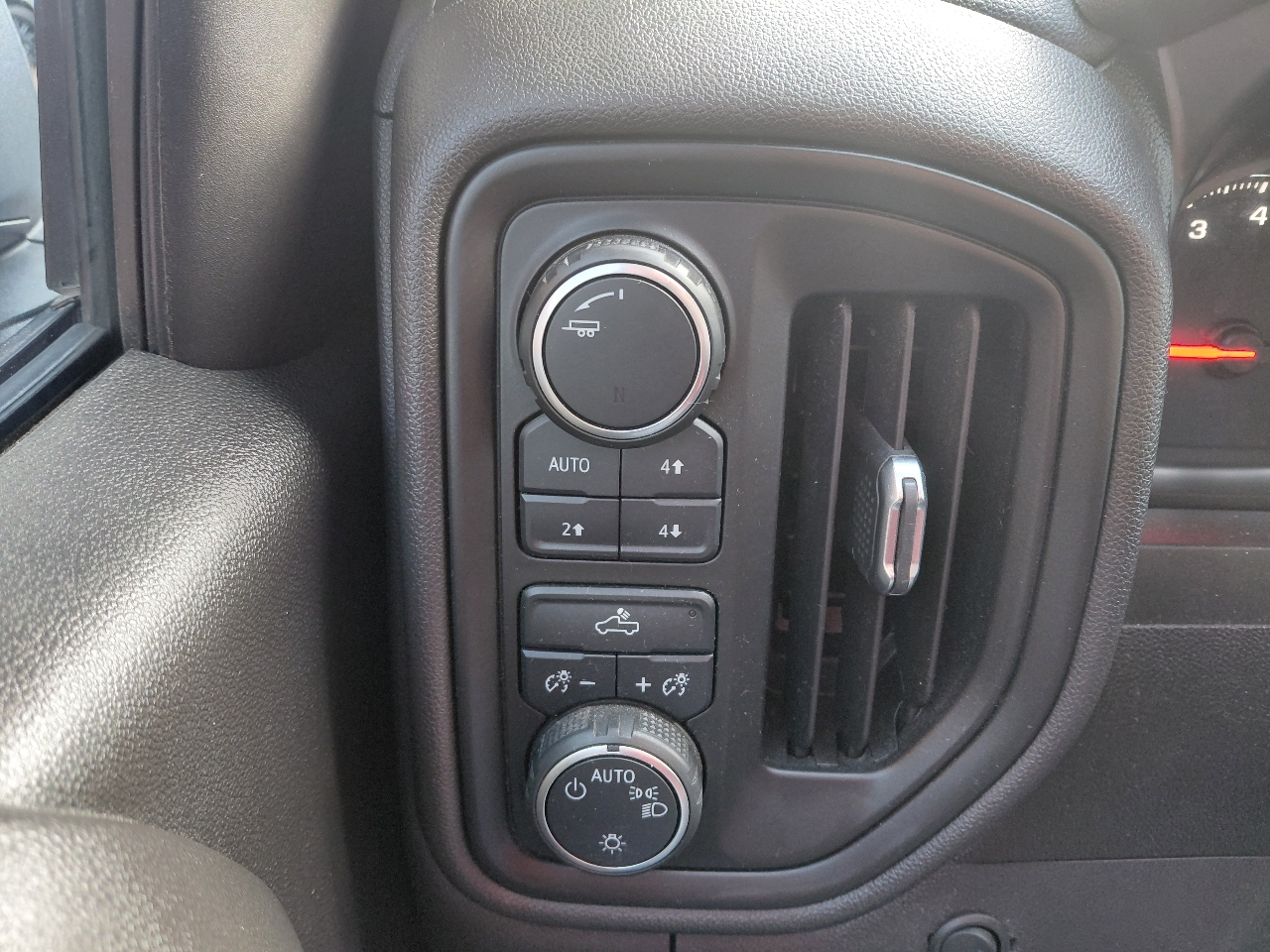 Chevrolet Silverado 1500 W/T Crew Cab 4WD 2021