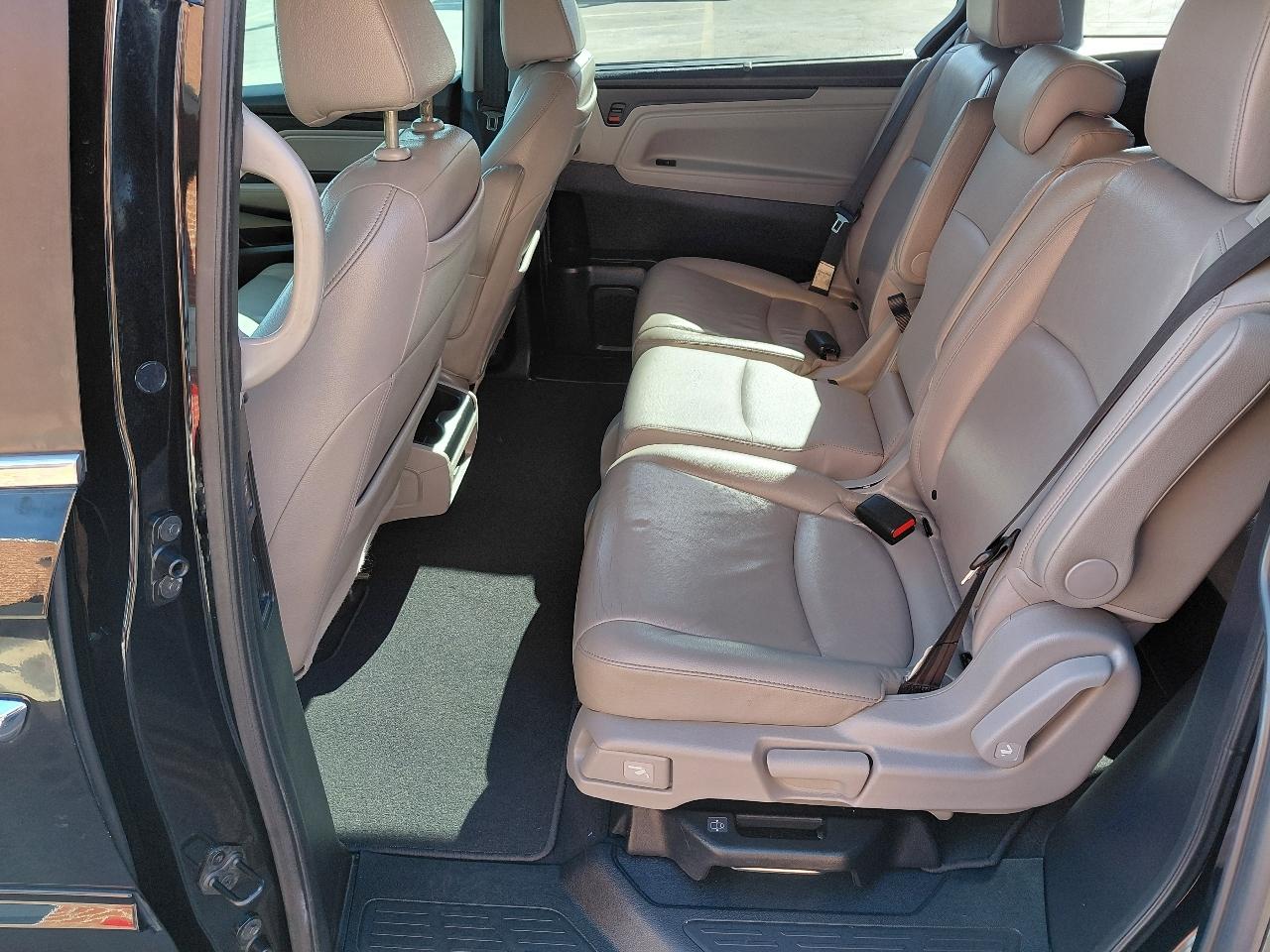 Honda Odyssey EX-L w/ DVD and Navigation 2019