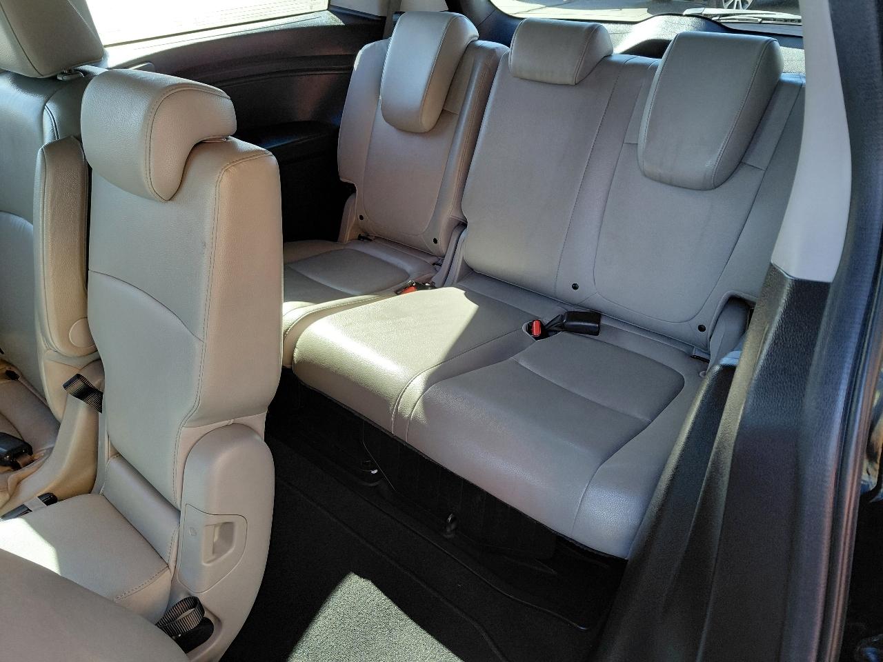 Honda Odyssey EX-L w/ DVD and Navigation 2019