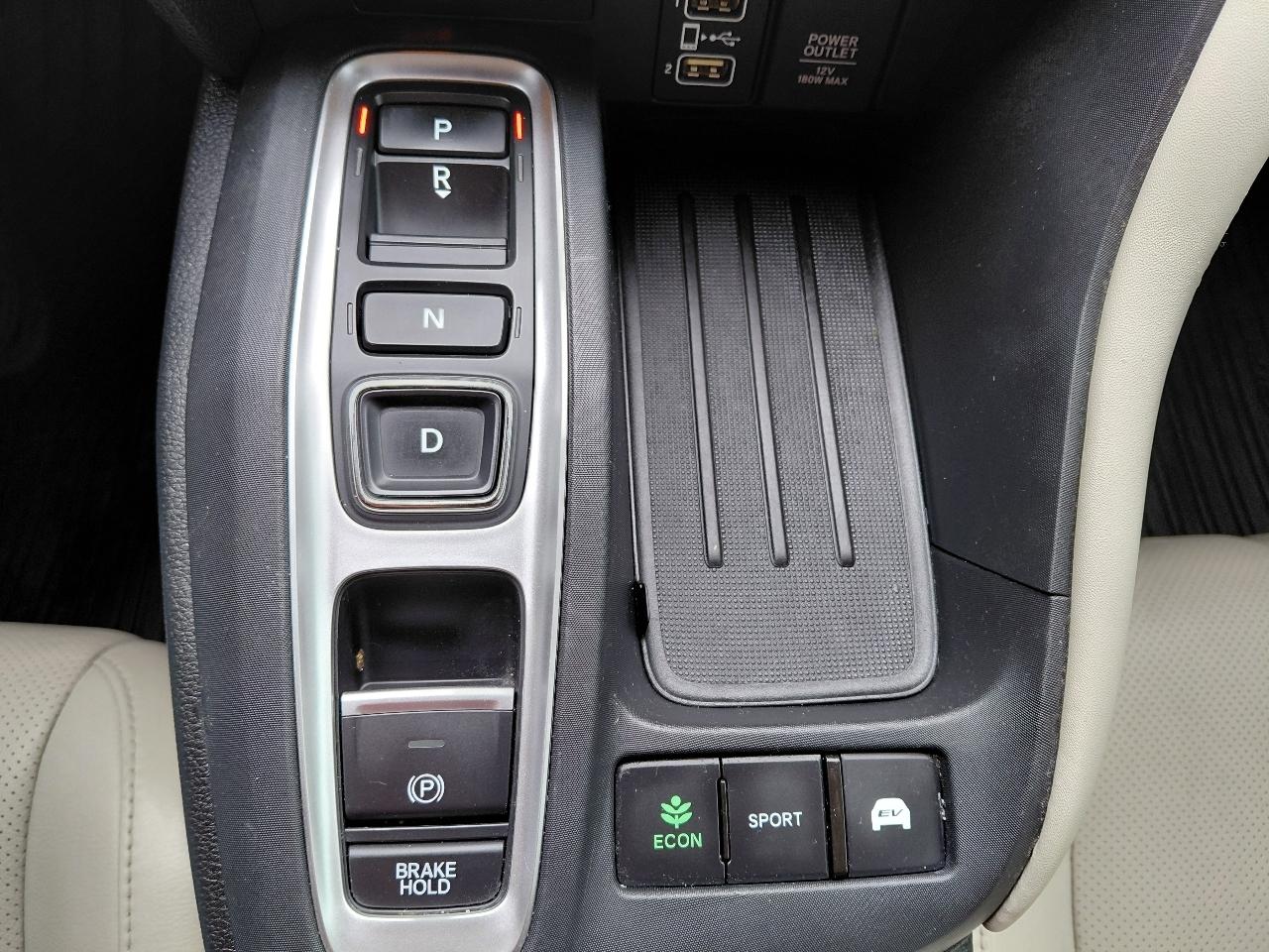 Honda Insight Touring CVT 2022