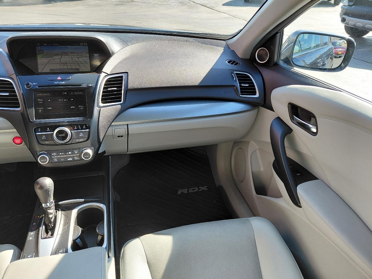 Acura RDX 6-Spd AT w/ Technology Package 2016