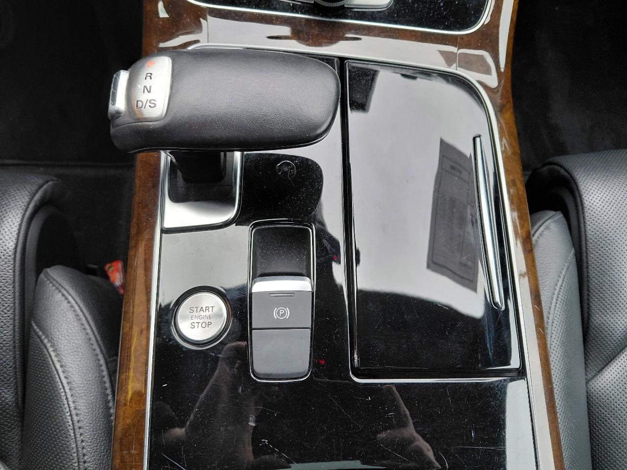 Audi A8 4dr Sdn 3.0T 2015