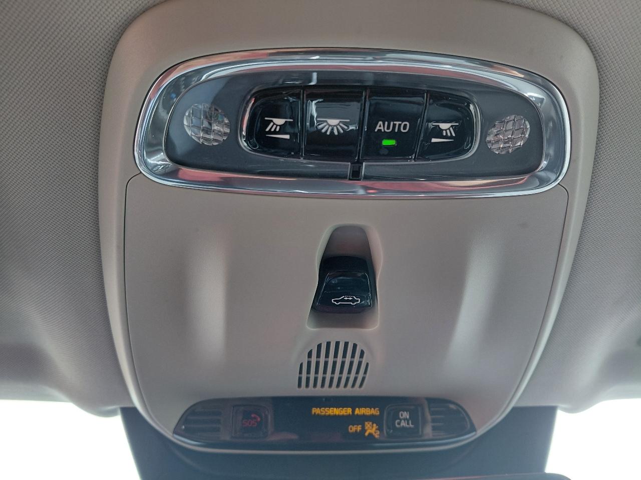 Volvo XC90 T6 Momentum AWD 2018