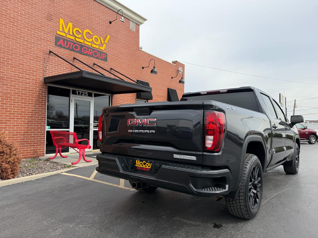 GMC Sierra 1500 4WD Crew Cab 147" Elevation 2020