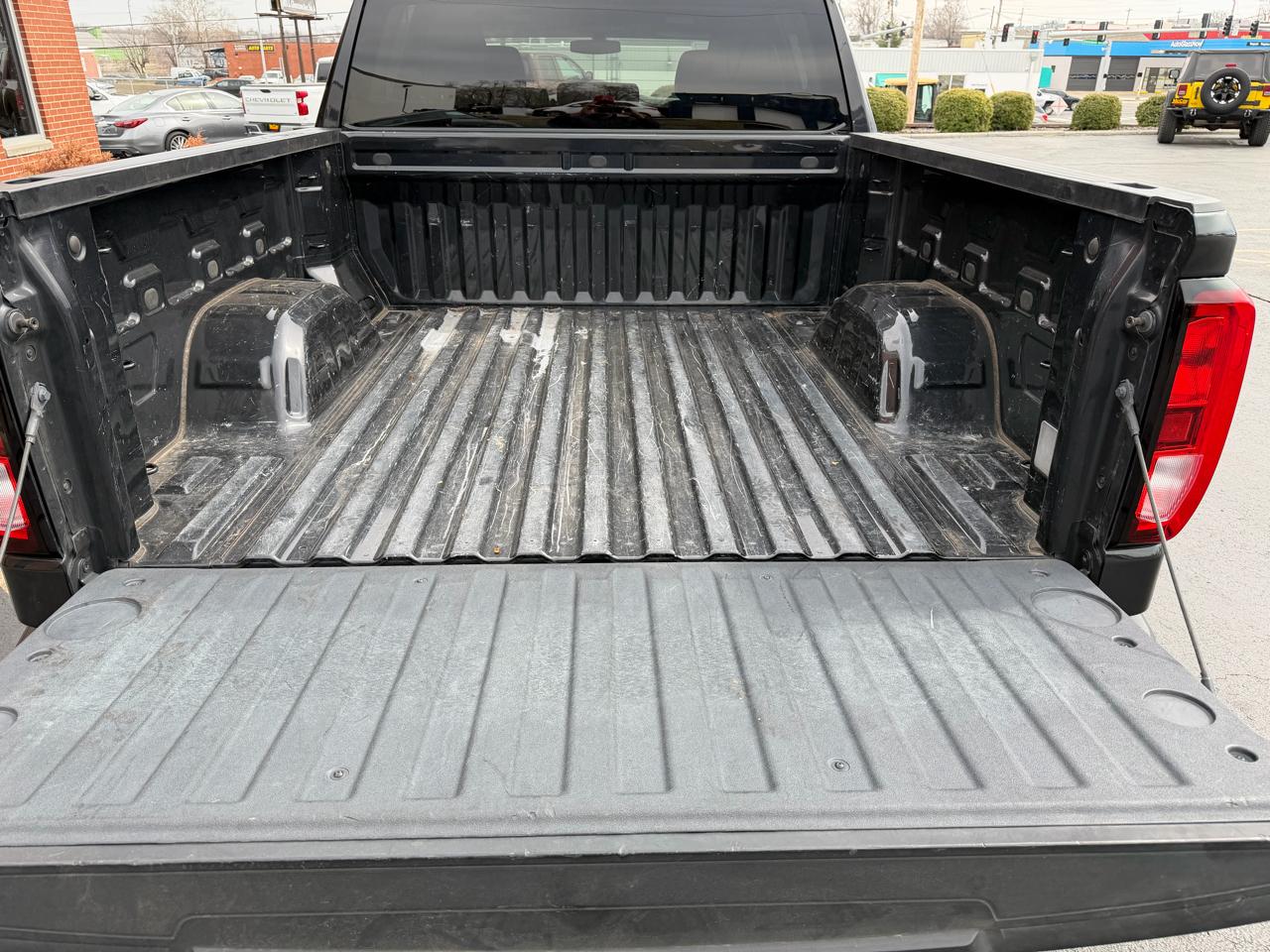 GMC Sierra 1500 4WD Crew Cab 147" Elevation 2020