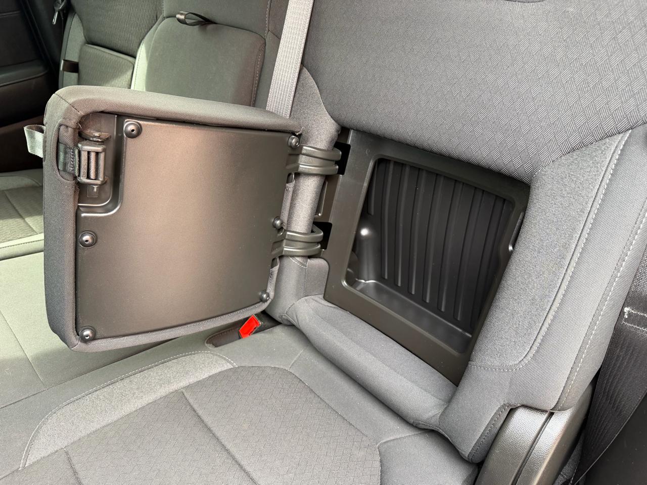 GMC Sierra 1500 4WD Crew Cab 147" Elevation 2020